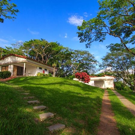 Real Dinastia Hotel ลาปินตาดา ภายนอก รูปภาพ