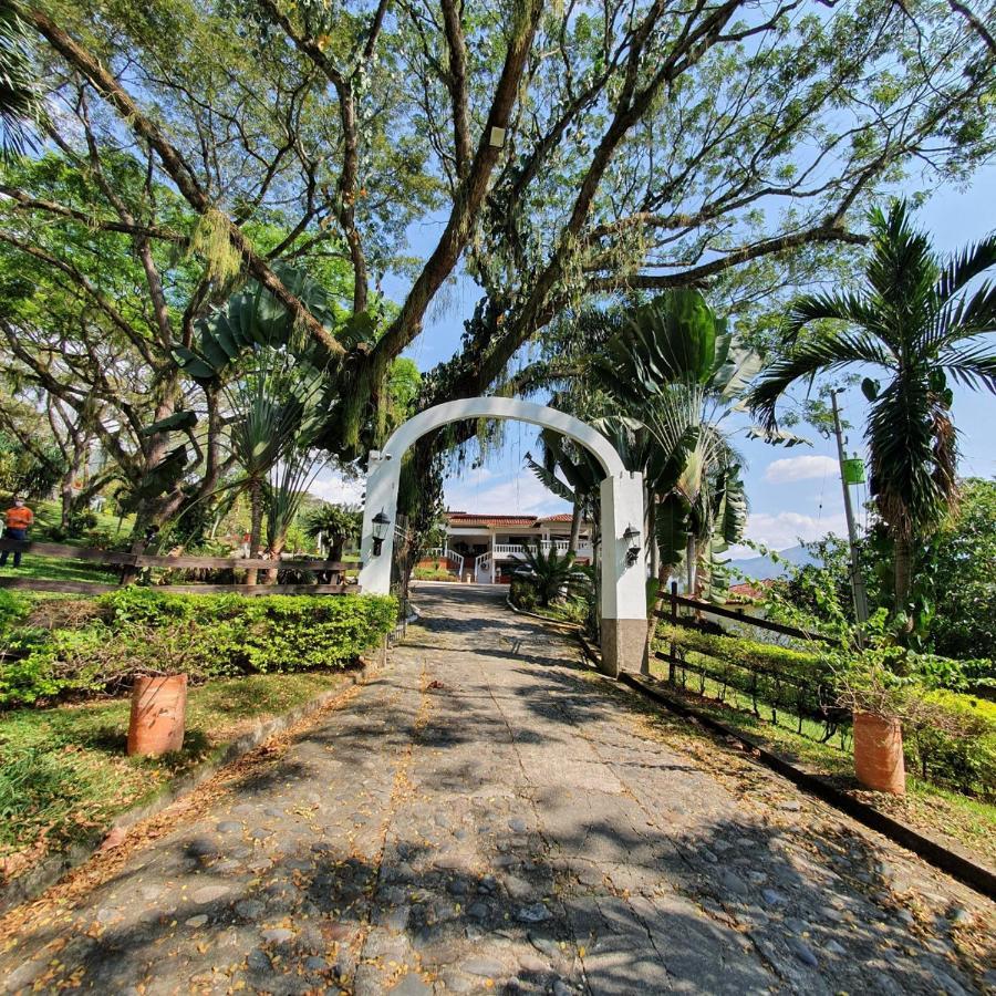 Real Dinastia Hotel ลาปินตาดา ภายนอก รูปภาพ