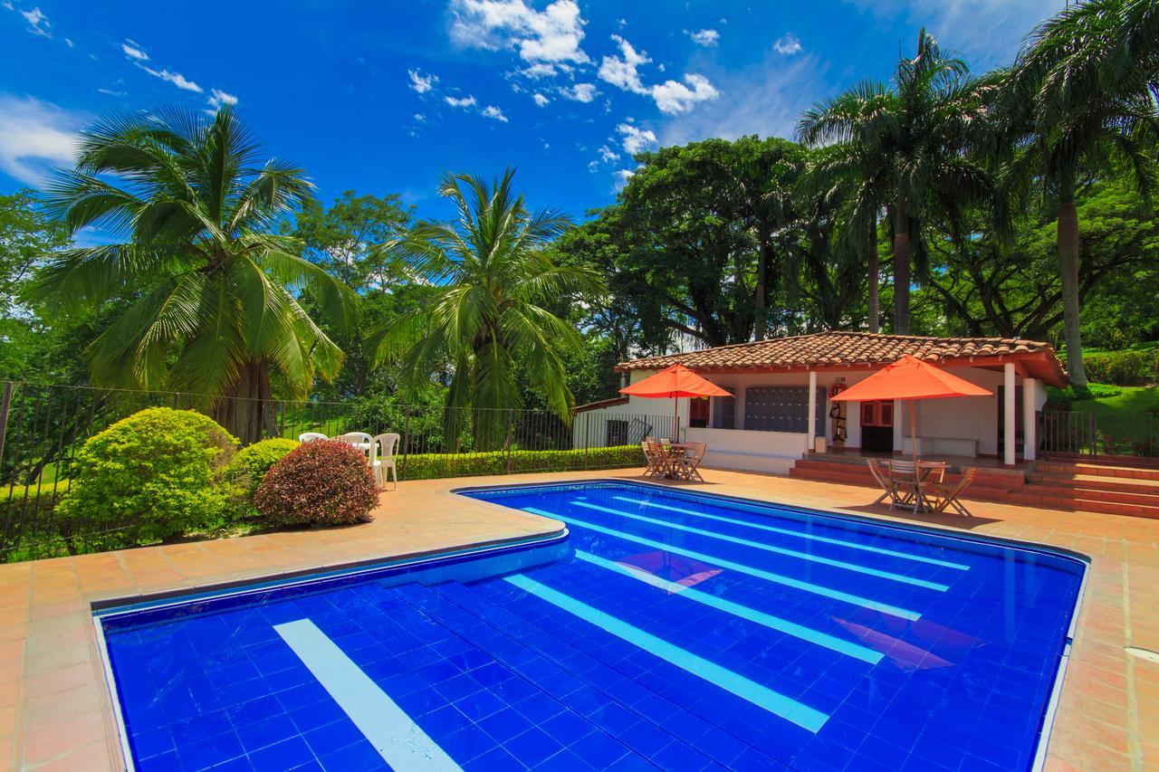 Real Dinastia Hotel ลาปินตาดา ภายนอก รูปภาพ