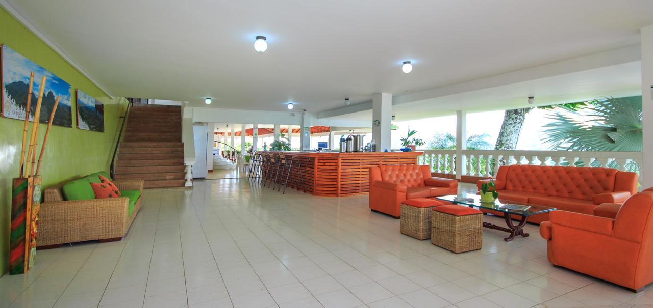 Real Dinastia Hotel ลาปินตาดา ภายนอก รูปภาพ
