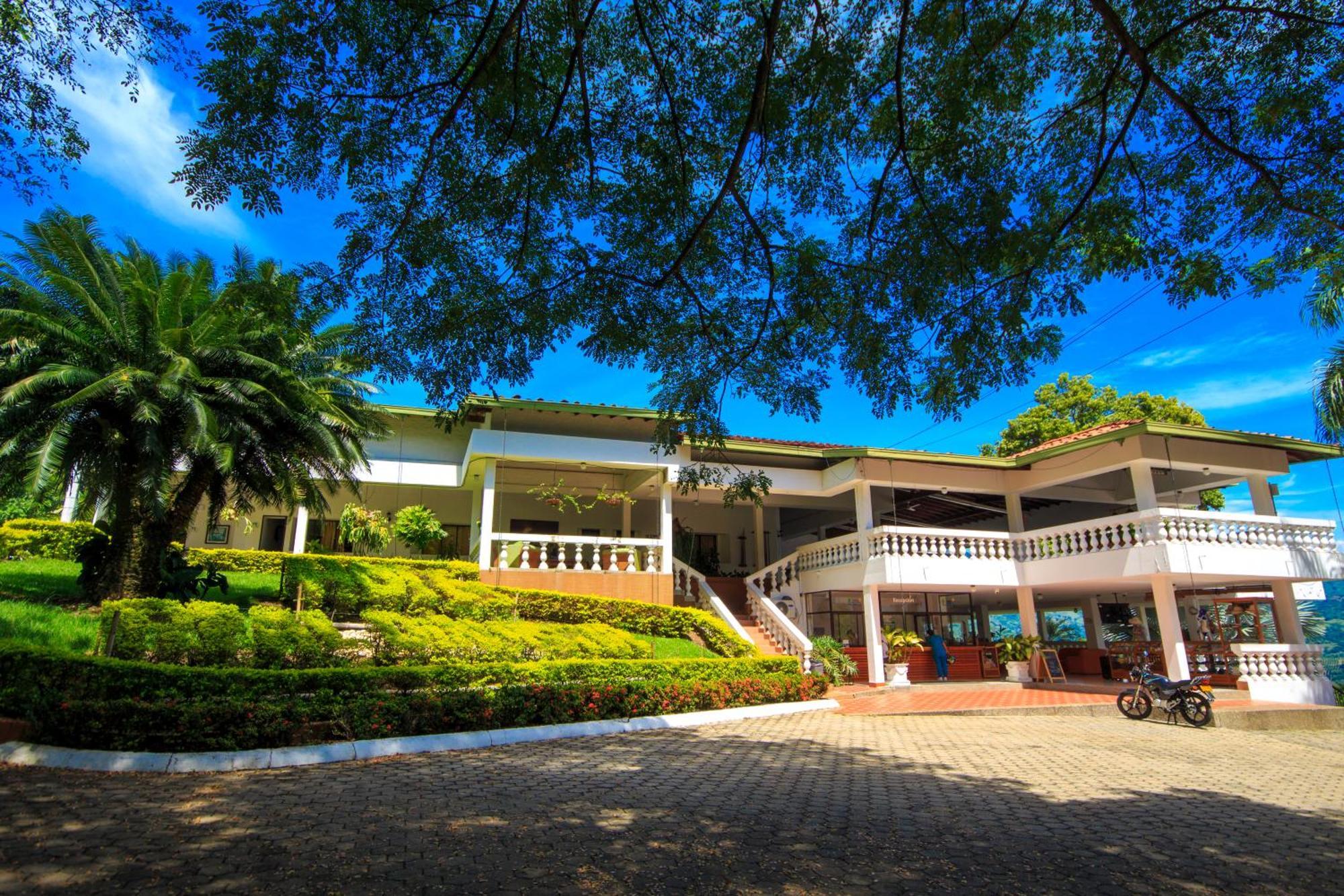 Real Dinastia Hotel ลาปินตาดา ภายนอก รูปภาพ